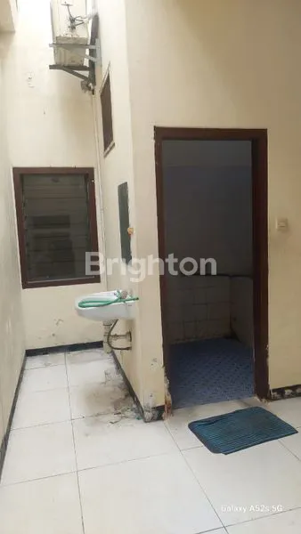 image RUMAH TERAWAT SIAP HUNI AREA BARATA JAYA BRATANG  (5)