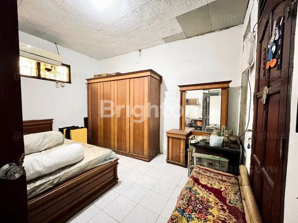 image DIJUAL RUMAH SHM STRATEGIS RAYA INPRES KRAMAT JATI JAKARTA TIMUR (7)