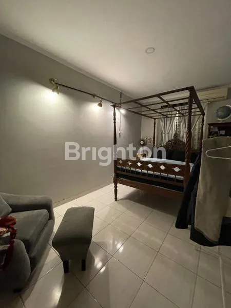 image RUMAH BAGUS DI VILLA DAGO PAMULANG TANGERANG SELATAN (8)