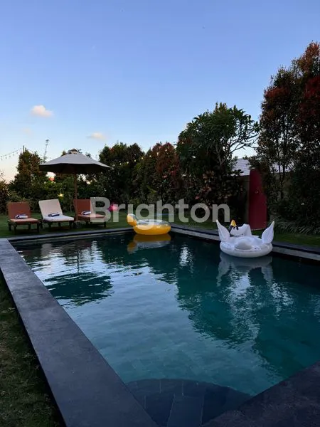 image GUESTHOUSE BARU 2 LANTAI DENGAN 7 KAMAR TIDUR, FULLY FURNISHED. DI AREA PARIWISATA CANGGU, SANGAT STRATEGIS, NYAMAN DAN TENANG\N (4)