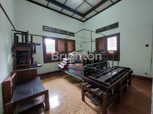 image DIJUAL CEPAT RUMAH STRATEGIS PUSAT KOTA (3)