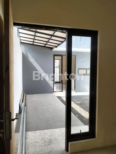 image RUMAH SCANDINAVIAN, GUNUNG ANYAR, RUNGKUT, SURABAYA (5)