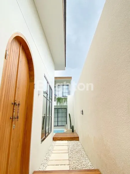 image DIJUAL VILLA LUXURY SANUR  (5)
