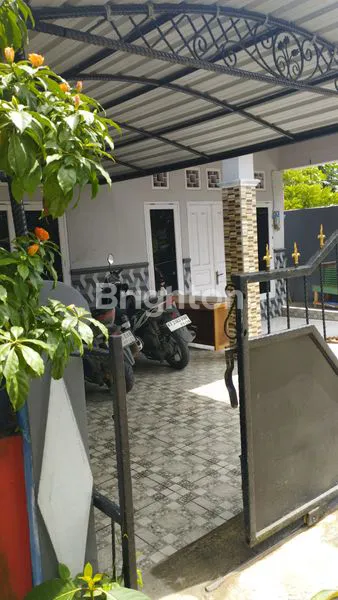 image RUMAH MINIMALIS, STRATEGIS, BERADA DI TENGAH KOTA (2)