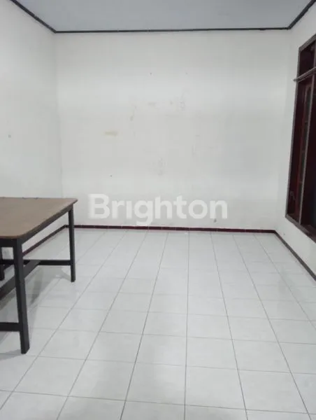 image SEWA RUMAH PINGGIR JALAN KEDUA SUKARNO HATTA KAB. KEDIRI (2)