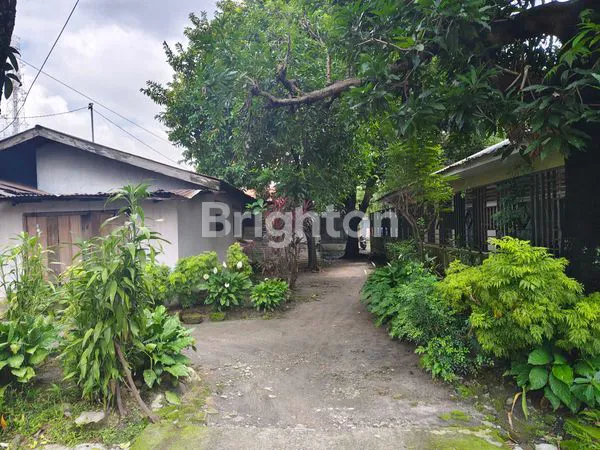 image TANAH LUAS 689M² BONUS RUMAH, DEKAT KAMPUS UNIMED & MMTC (2)