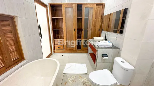 image BRAND NEW VILLA 3 BR AT JL. PUNGUTAN SANUR  (6)