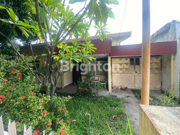 image RUMAH STRATEGIS DI JL. MONGINSIDI, COCOK UNTUK KANTOR & USAHA (1)