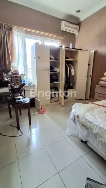 image RUMAH 2 LANTAI HOOK BAGUS NYAMAN KAV DKI MERUYA UTARA JAKARTA BARAT (4)