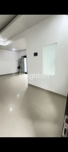 image RUMAH STRATEGIS GATOT SUBROTO, SHM & SIAP HUNI (3)