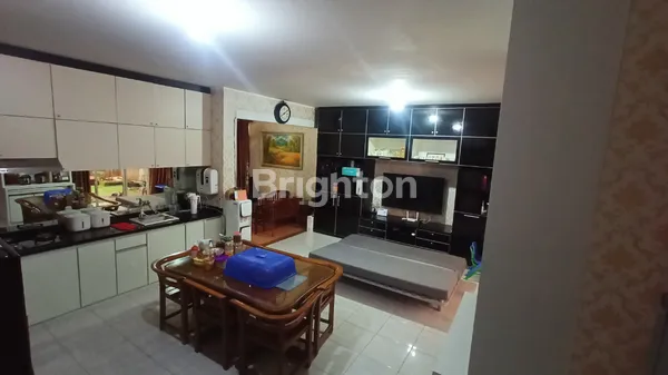 image FORESTA NATURALE, SANGAT STRATEGIS, 2,5 LANTAI, FULL FURNISHED, NEGO (5)