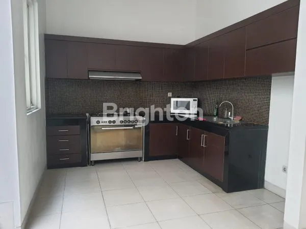 image RUMAH MEWAH DAN ASRI DI CIPETE  (6)