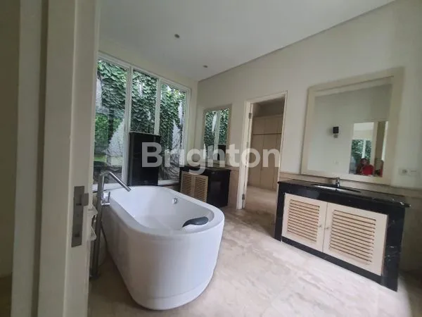 image RUMAH MEWAH DAN ASRI DI CIPETE  (5)