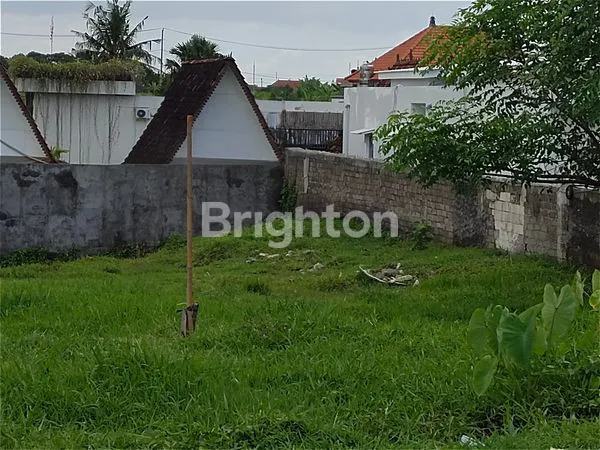 TANAH DISEWAKAN 647M2 ZONE KUNING PERERENAN