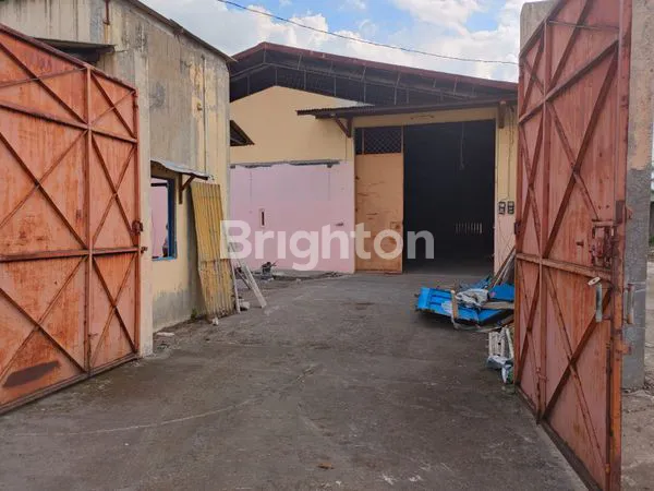 image GUDANG STRATEGIS TELUKAN, LUAS & SIAP OPERASI (3)