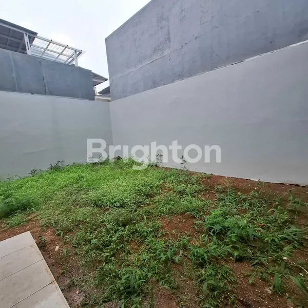 image DIJUAL RUMAH MEWAH 2 LANTAI DI CLUSTER PREMIUM KOTA WISATA  (2)