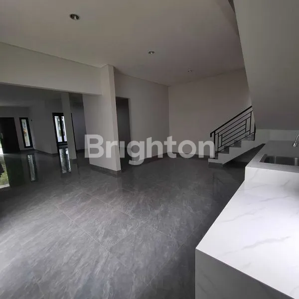image DIJUAL RUMAH MEWAH 2 LANTAI DI CLUSTER PREMIUM KOTA WISATA  (5)