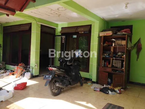image RUMAH BENDUL MERISI PERLU RENOVASI LOKASI STRATEGIS DEKAT MARGOREJO (3)