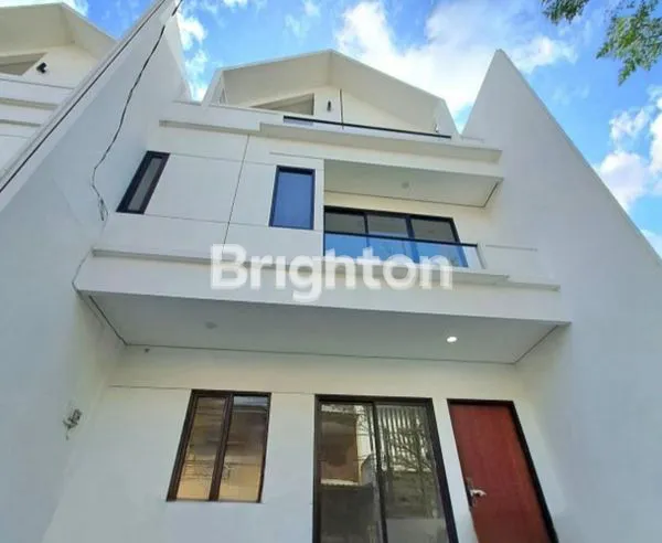 image RUMAH BARU SUNTER 3 LANTAI  STARTEGIS DEKAT SUNTER  MALL JAKARTA UTARA (1)