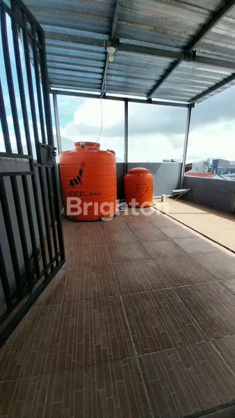 image RUKO MURAH LOKASI STRATEGIS DI JALAN ANUANG.  DEKAT JALAN VETERAN, SUNGAI SADDANG, JEND. SUDIRMAN, RUMAH SAKIT, MALL, DLL (7)