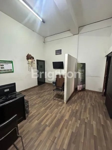 image RUKO 4 LANTAI DI LEGIAN, LUAS 619 M², SIAP USAHA (4)