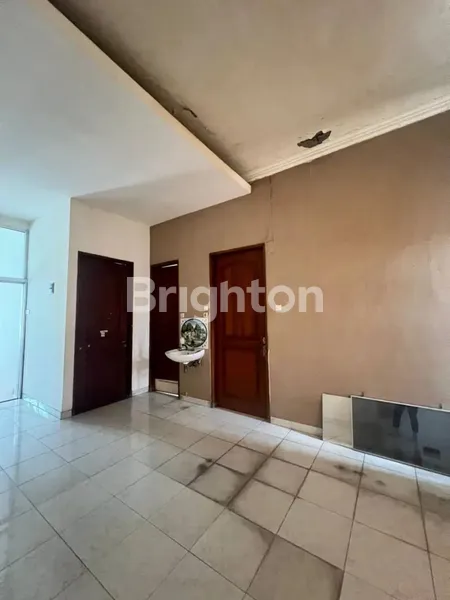 image RUMAH HOOK JEMUR ANDAYANI SIAP HUNI STRATEGIS DEKAT RAYA KENDANGSARI, TENGGILIS (6)