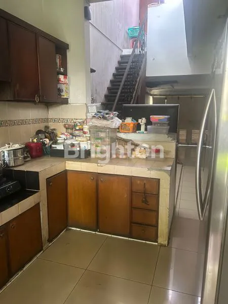 image RUMAH MEWAH DALAM KOMP PREMIUM,  SEMI FURNISHED & AKSES JALAN LEBAR DI BATUNUNGGAL BANDUNG (6)