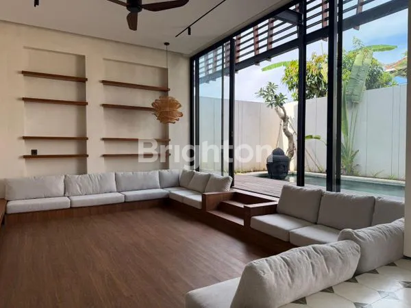 image BRAND NEW VILLA  3BR FURNISHED DEKAT PANTAI DI SANUR (3)