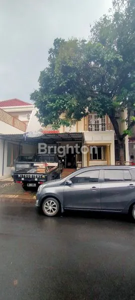 image CLUSTER SOMERSET CIBUBUR: RUMAH 4+1 KT, SHM, SIAP HUNI (1)