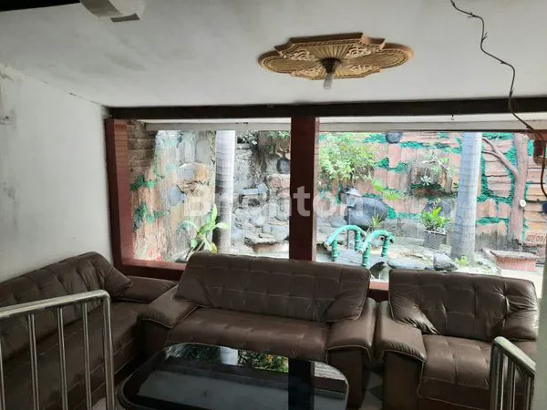 image RUMAH MEWAH 6 KT FULL FURNISHED DI BENDUL MERISI (4)