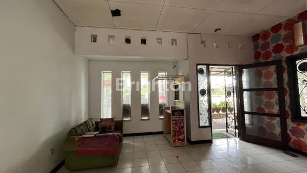 image RUANG USAHA PLUS RUMAH DI AREA UNDIP TEMBALANG  (6)