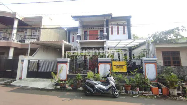 image RUMAH MEWAH AREA BINTARO SEKTOR 9 (1)