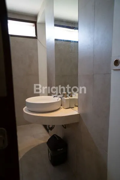 image DIJUAL RUMAH JAYAMANDALA MENTENG DALAM TEBET (8)