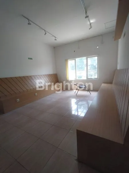 image RUKO 2 LANTAI SUDAH RAPI PINGGIR JALAN DEKAT UNDIP TEMBALANG (4)