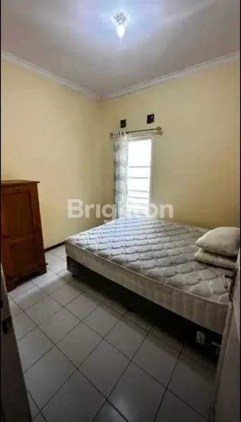 image DISEWAKAN RUMAH FULL FURNISH AREA GRIYA SHANTA EXECUTIVE SOEKARNO HATTA SUHAT MALANG AREA PERUMAHAN EKSEKUTIF SELANGKAH KE UB POLTEK DAN SELANGKAH KE AREA KOMERSIAL KOTA MALANG (7)