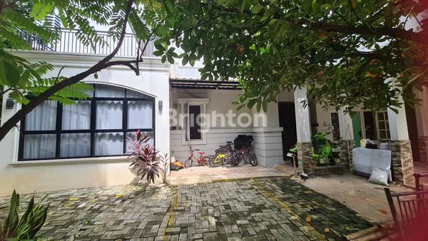 image RUMAH HOEK KOTA WISATA CIBUBUR (4)