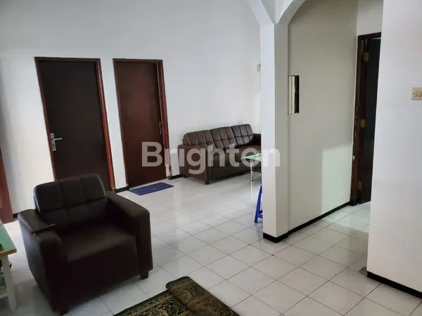 image PERUMAHAN MBURING SELANGKAH KE GOR,AREA PERUMAHAN,10MENIT KE AREA KOTA (2)