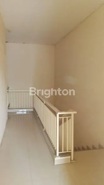 image HUNIAN BISNIS NYAMAN, RUKO 3 LANTAI DI RUNGKUT (3)