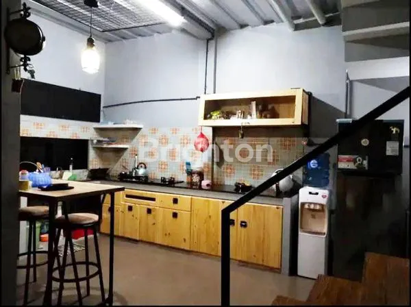 image RUMAH ISTIMEWA DIJUAL DI DALAM PERUMAHAN NYAMAN DAN DEKAT PERTOKOAN DI SULFAT MALANG (6)