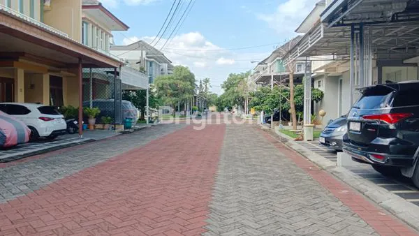 image SEWA RUMAH STRATEGIS, DEKAT MANAHAN & PUSAT KOTA (4)