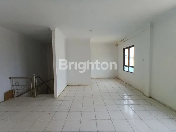 image GUDANG KANTOR MEDIUM DI PERGUDANGAN DALAM KOTA PEKANBARU (6)