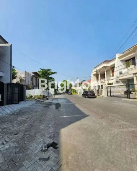 image RUMAH HOOK SUTOREJO, SURABAYA TIMUR. STRATEGIS, DEKAT ITS, UNAIR C, MERR, GALAXY MALL, PAKUWON CITY (2)