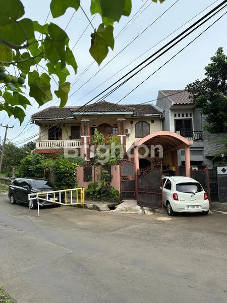 image RUMAH HOOK DI KAWASAN ELITE BOGOR 2 LANTAI STRATEGIS SIAP HUNI (1)