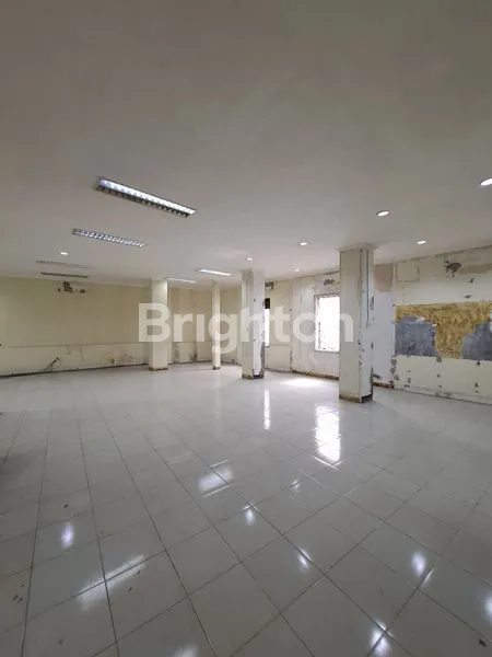 image DISEWAKAN RUKO STRATEGIS DI PUSAT KOTA SOLO (7)