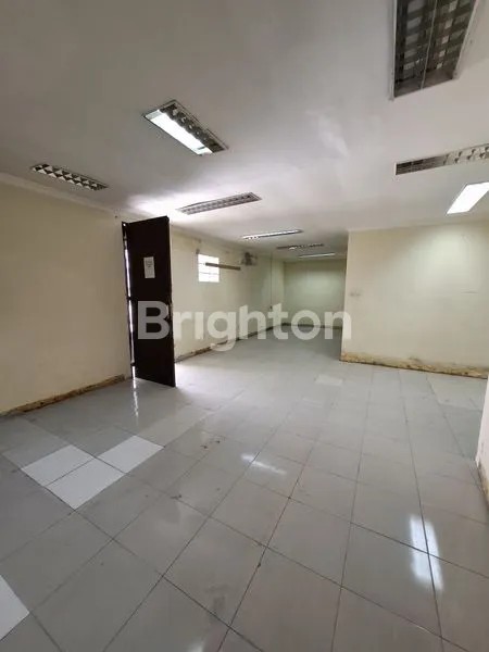 image DISEWAKAN RUKO STRATEGIS DI PUSAT KOTA SOLO (6)