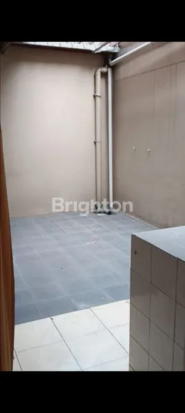 image HUNIAN NYAMAN CITRAGRAND, 2KT DEKAT MALL CIPUTRA (4)