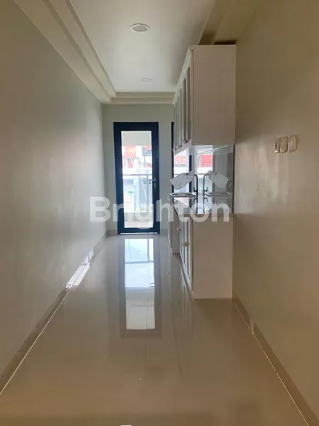 image RUMAH BARU RENOVASI DI GADING GRIYA RESIDENCE, DEKAT MKG, HARGA MURAH NEGO (4)