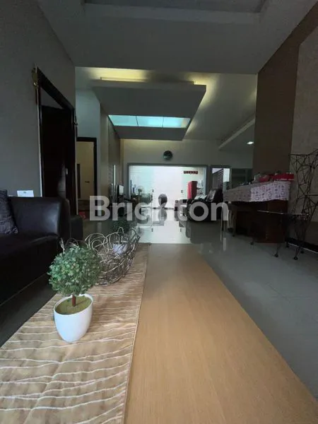 image RUMAH TERAWAT, SIAP HUNI LOKASI PERUM DARMO PERMAI TIMUR SUKOMANUNGGAL SURABAYA BARAT (6)