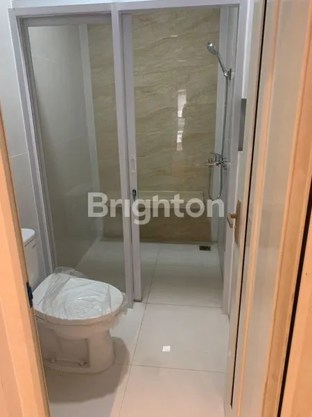 image RUMAH BARU RENOVASI DI GADING GRIYA RESIDENCE, DEKAT MKG, HARGA MURAH NEGO (8)