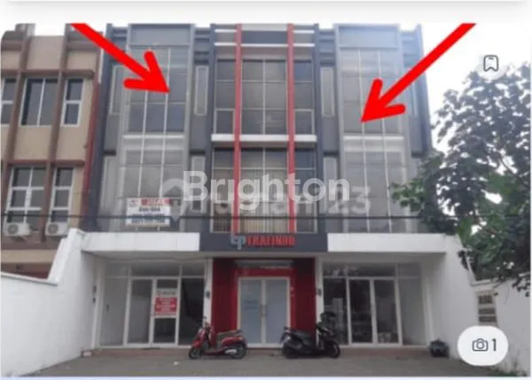 RUKO 3 LANTAI LOKASI STRATEGIS DEKAT UK PETRA JL KUTISARI IX, SIWALANKERTO WONOCOLO SURABAYA , SIAP USAHA !